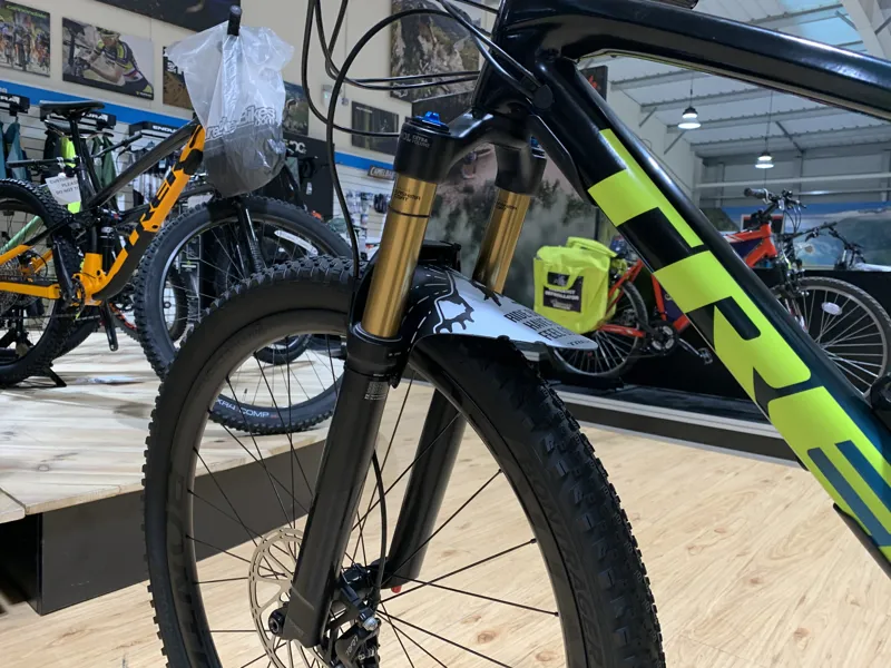 Trek Top Fuel 9.9 XX1 EX DEMO Mountain Bike 2020 L Black/Teal-1